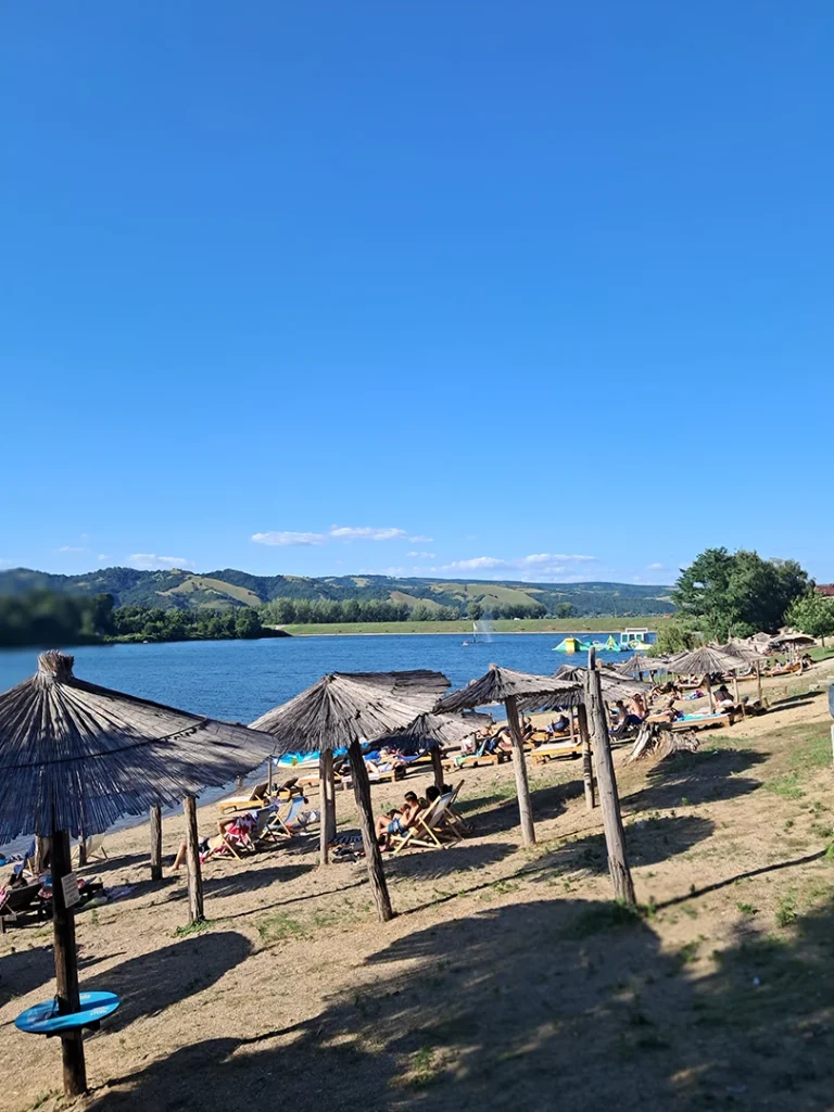 Letovalište po meri – Srebrno jezero