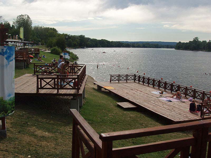 Srebrno Jezero Plaža